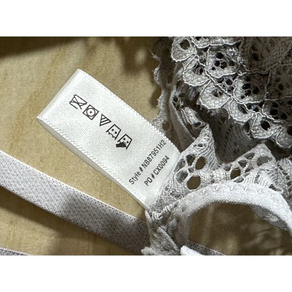 Zova Lace Bralette Women’s Large Light Gray Floral Scalloped Padded - Picture 5 of 6